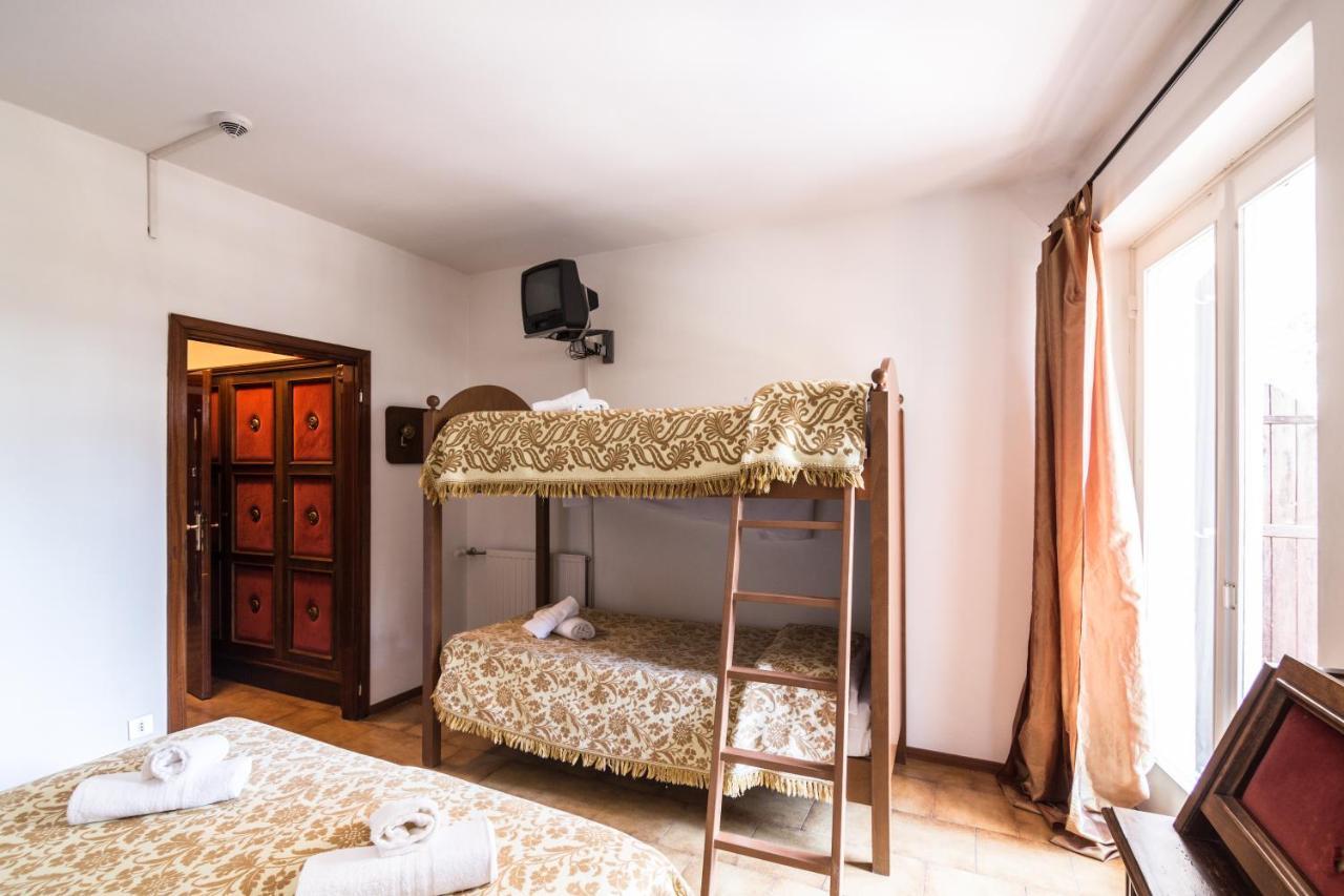 Hostel Il Pirata 카바레노 객실 사진